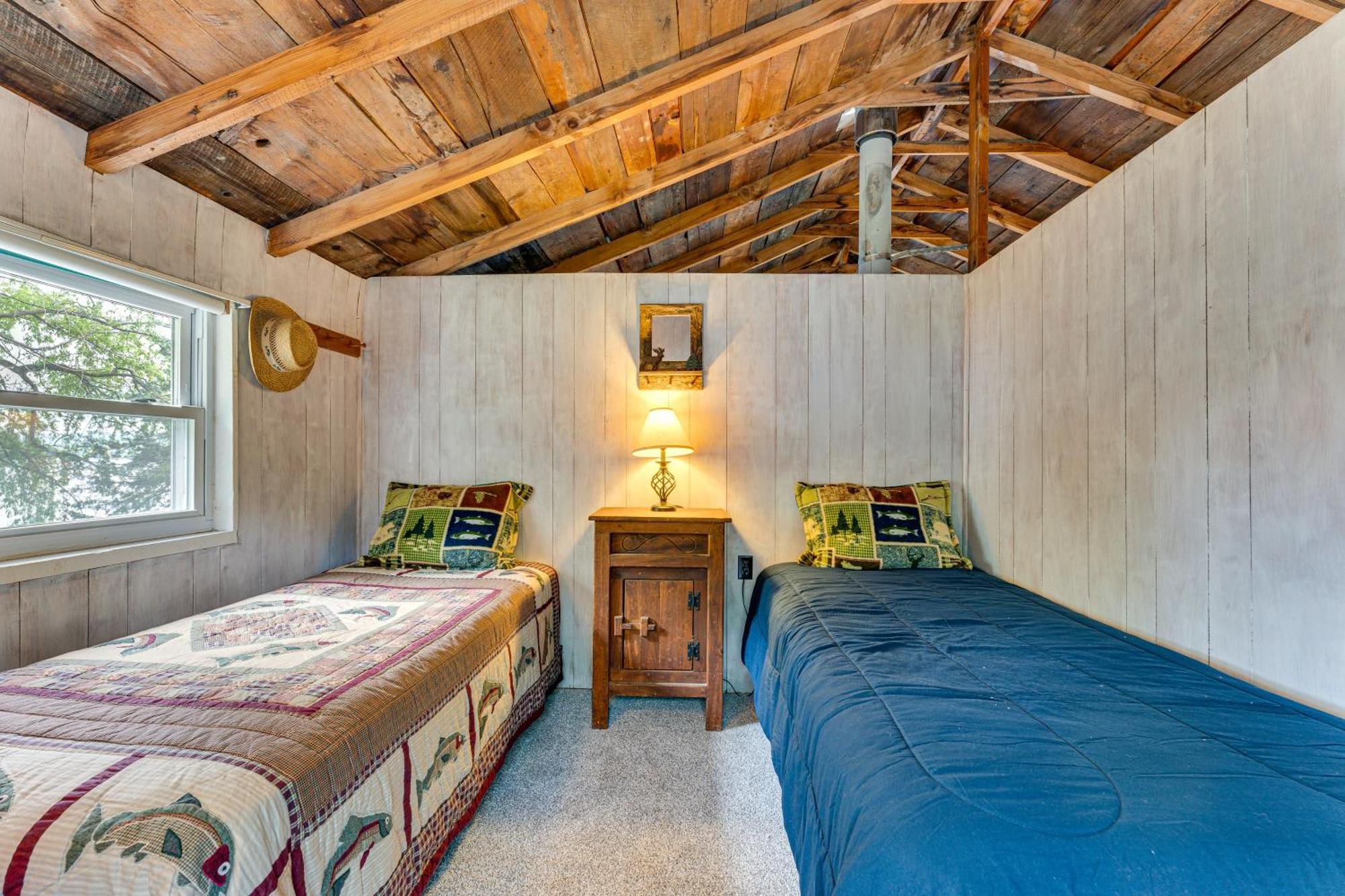 Waterfront Home On Lake Champlain With Dock And Kayaks Orwell المظهر الخارجي الصورة