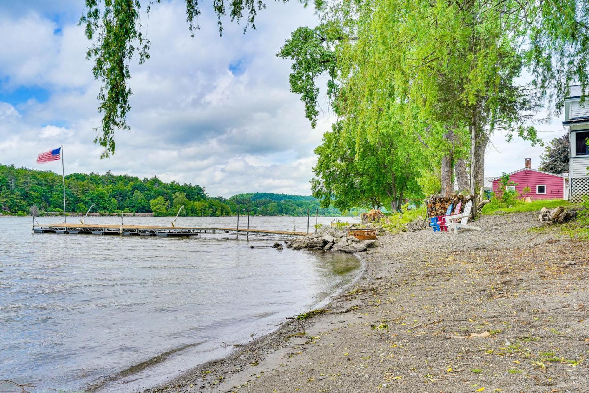 Waterfront Home On Lake Champlain With Dock And Kayaks Orwell المظهر الخارجي الصورة